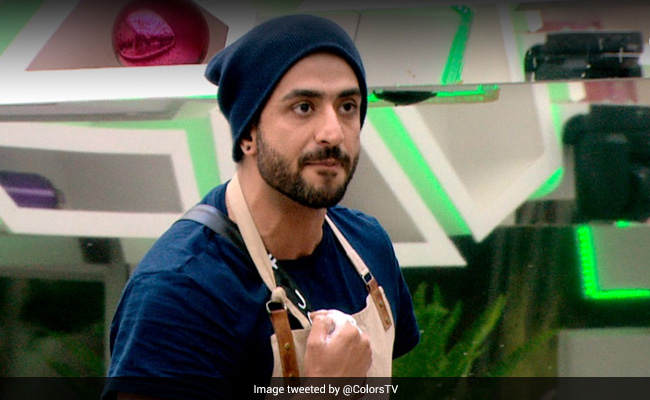 <i>Bigg Boss 14</i> Written Update January 12, 2021: Aly Goni Finds A Friend In Rubina Dilaik