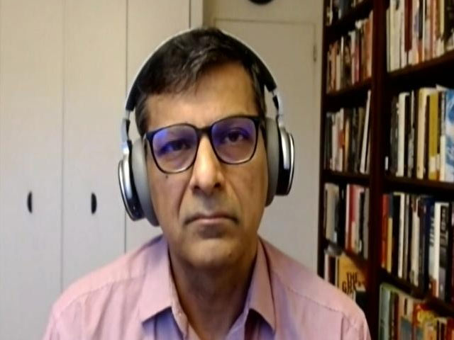 Being Uncritical Of Government Not Helping: Raghuram Rajan