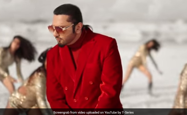 Honey Singh और Nushrat Bharucha के सॉन्ग 'सईयां जी' का टीजर रिलीज, खूब जमी दोनों की जोड़ी- देखें Video