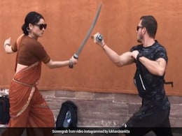 Ankita Lokhande ने बेबाक अंदाज में की तलवारबाजी, फिर यूं घुड़सवारी करती आईं नजर- Viral हो रहा है Video Ankita Lokhande ने बेबाक अंदाज में की तलवारबाजी, फिर यूं घुड़सवारी करती आईं नजर- Viral हो रहा है Video