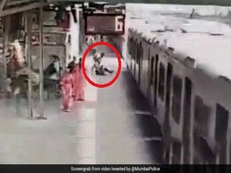 Mumbai Cop Saves Man Who Slipped Trying To Board A Moving Train. Watch Mumbai Cop Saves Man Who Slipped Trying To Board A Moving Train. Watch