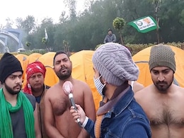 As Freezing Delhi Goes Under The Covers, Defiant Farmers Take Off Shirts As Freezing Delhi Goes Under The Covers, Defiant Farmers Take Off Shirts