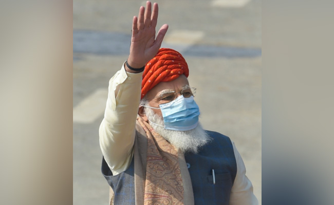PM Modi Dons Special Turban On Republic Day Gifted To Him By Royal Family