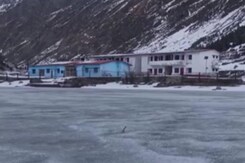 Uttarakhand's Badrinath Covered In Sheet Of Snow Uttarakhand's Badrinath Covered In Sheet Of Snow
