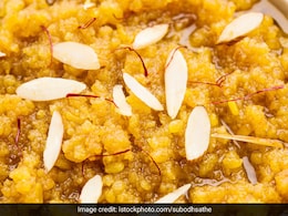 Sooji Besan Halwa Recipe: Try This Halwa Recipe For A Special Weekend Family Dessert Sooji Besan Halwa Recipe: Try This Halwa Recipe For A Special Weekend Family Dessert