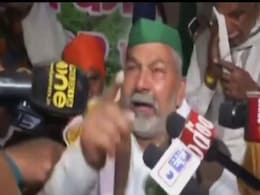 किसान नेता राकेश टिकैत गाजीपुर बॉर्डर पर डटे, किसानों और नेताओं का समर्थन किसान नेता राकेश टिकैत गाजीपुर बॉर्डर पर डटे, किसानों और नेताओं का समर्थन