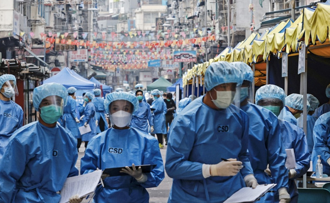 Hong Kong Locks Down 10,000 For Mandatory Covid Testing