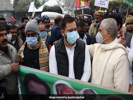 तेजस्वी यादव ने आंदोलन में मृत किसानों के लिए मौन रखने का प्रस्ताव रखा,अनदेखी से हुए आहत तेजस्वी यादव ने आंदोलन में मृत किसानों के लिए मौन रखने का प्रस्ताव रखा,अनदेखी से हुए आहत