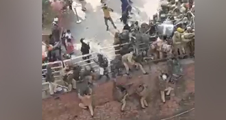 किसान ट्रैक्टर रैली हिंसा मामले में 200 लोग लिए गए हिरासत में