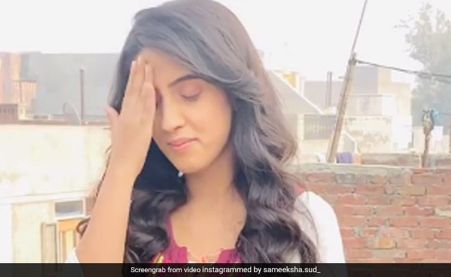 समीक्षा सूद 'बॉयफ्रेंड' को याद कर हो गईं उदास, फिर यूं खुद को संभालती आईं नजर- देखें Video