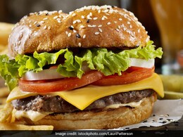 Bizarre Pic Shows Burger Served In A Glass, Reddit Wonders How To Eat It