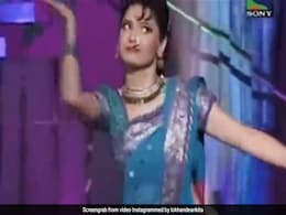 Ankita Lokhande ने मंच पर किया 'हिचकी' सॉन्ग पर शानदार डांस, Video शेयर कर बोलीं- जिंदगी की आखिरी सांस तक... Ankita Lokhande ने मंच पर किया 'हिचकी' सॉन्ग पर शानदार डांस, Video शेयर कर बोलीं- जिंदगी की आखिरी सांस तक...
