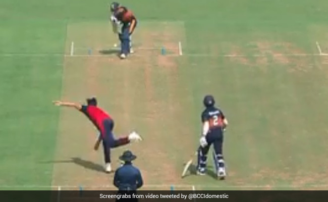 Syed Mushtaq Ali Trophy 2021: फिट होकर लौटे इशांत शर्मा ने की गजब की गेंद, बल्लेबाज के उड़े होश, देखें Video