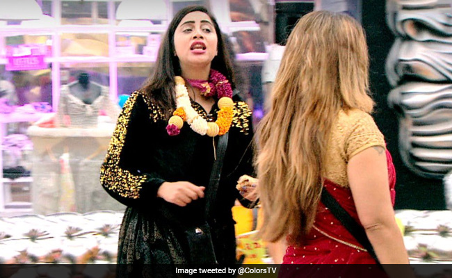 <i>Bigg Boss 14</i> Written Update January 14, 2021: Arshi Khan Gets Emotional After Vikas Gupta's Exit