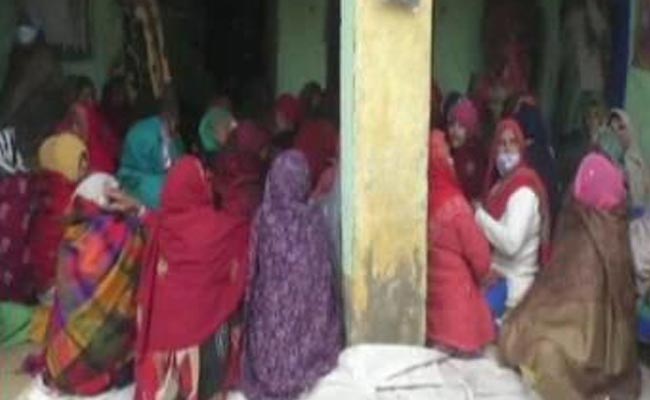 Samajwadi Party Forms Panel To Probe Into UP Hooch Tragedy