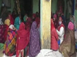 5 Dead, 7 Hospitalised After Consuming Toxic Liquor In UP's Bulandshahr 5 Dead, 7 Hospitalised After Consuming Toxic Liquor In UP's Bulandshahr
