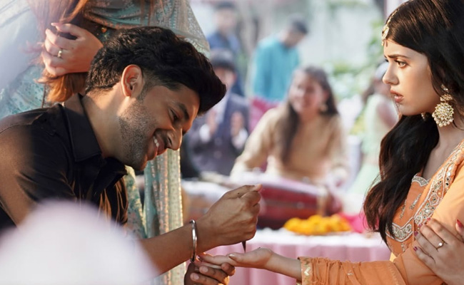 Sponsored - Mehendi Wale Haath Teaser: Sanjana Sanghi And Guru ...