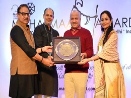 सिसोदिया ने सूरत में किया रोड शो, बोले-बीजेपी का मजबूत विकल्प बनकर उभरेगी आप सिसोदिया ने सूरत में किया रोड शो, बोले-बीजेपी का मजबूत विकल्प बनकर उभरेगी आप