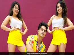 चिंकी मिंकी ने आदिल खान के साथ 'शोना शोना' पर यूं किया डांस, बार-बार देखा जा रहा है Video चिंकी मिंकी ने आदिल खान के साथ 'शोना शोना' पर यूं किया डांस, बार-बार देखा जा रहा है Video