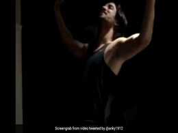 Ankita Lokhande ने शेयर किया Sushant Singh Rajput का पुराना Video, शाहरुख के गाने पर यूं कर रहे डांस Ankita Lokhande ने शेयर किया Sushant Singh Rajput का पुराना Video, शाहरुख के गाने पर यूं कर रहे डांस