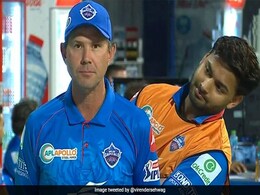 ऑस्ट्रेलिया में टेस्ट सीरीज जीतकर टीम इंडिया ने की रिकी पोटिंग और माइकल वॉन की 'बोलती बंद' ऑस्ट्रेलिया में टेस्ट सीरीज जीतकर टीम इंडिया ने की रिकी पोटिंग और माइकल वॉन की 'बोलती बंद'