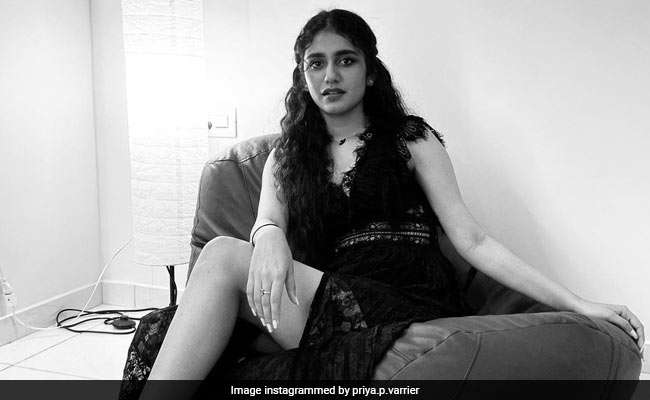 प्रिया प्रकाश वारियर ने नए साल पर दी सलाह, बोलीं- किसी का पीछा मत करो...