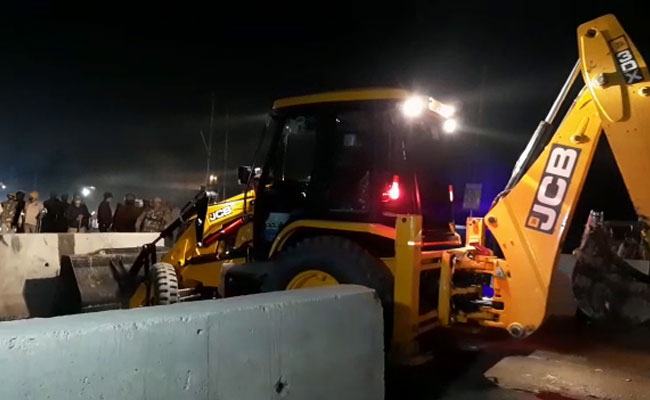 Protesters Vacated From Site In UP, Officials Say No Force Used