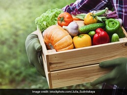 Monsoon Diet Tips: 7 Low-Cal Fruits And Vegetables For Monsoon Diet (Recipes Inside)