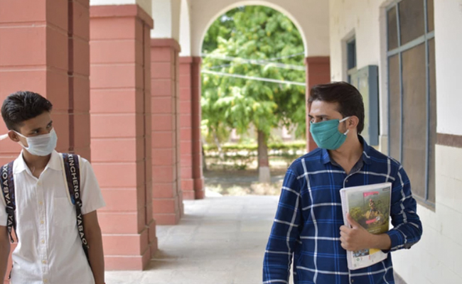 Jammu-Kashmir: 1 फरवरी से खुलेंगे डिग्री कॉलेज, इन नियमों का करना होगा पालन