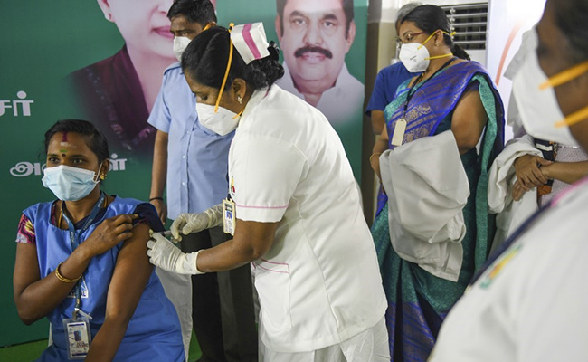 In Madhya Pradesh, Over A Lakh Got Vaccines With Identical Phone Numbers
