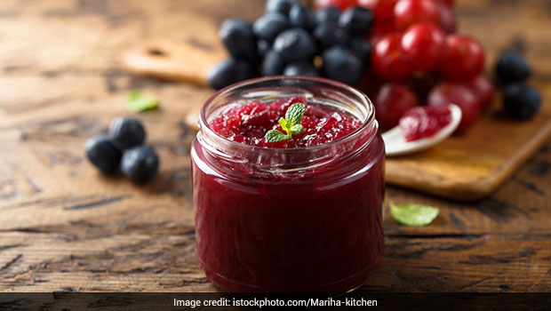 Slurp Alert! Make Khatti Meethi Angoor Ki Chutney With Seasonal Grapes (Recipe Inside)