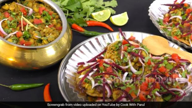 Matar Chaat Recipe: आलू चाट, पापड़ी चाट से हटकर इस बार ट्राई करें मटर की चटपटी चाट, यहां देखें रेसिपी