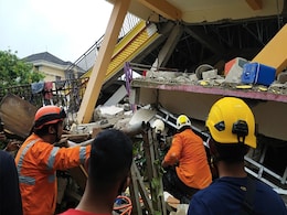 42 Killed, Hundreds Injured After Strong Quake In Indonesia's Sulawesi 42 Killed, Hundreds Injured After Strong Quake In Indonesia's Sulawesi