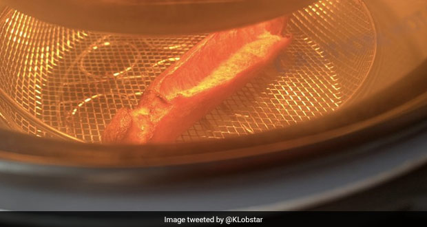 A Man Fried Hot Dog For 2 Hours Just As An Experiment; Strange Twitter Thread Goes Viral