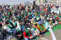Supreme Court Puts On Hold 3 Farm Laws, Forms Committee For Talks Supreme Court Puts On Hold 3 Farm Laws, Forms Committee For Talks