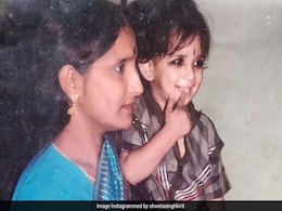 Sushant Singh Rajput के 35वें जन्मदिन पर श्वेता सिंह कीर्ति ने शेयर की बचपन की Photos, मम्मी के गोद में यूं नजर आए एक्टर Sushant Singh Rajput के 35वें जन्मदिन पर श्वेता सिंह कीर्ति ने शेयर की बचपन की Photos, मम्मी के गोद में यूं नजर आए एक्टर