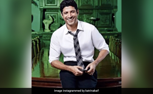 For Farhan Akhtar, Birthday Wishes From Priyanka Chopra, Anushka Sharma, Katrina Kaif, Kareena Kapoor And Others