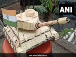 Army Day 2021: कलाकार ने 2,256 माचिस की तीलियों से बनाया भारतीय सेना का टैंक, देखें Photos Army Day 2021: कलाकार ने 2,256 माचिस की तीलियों से बनाया भारतीय सेना का टैंक, देखें Photos