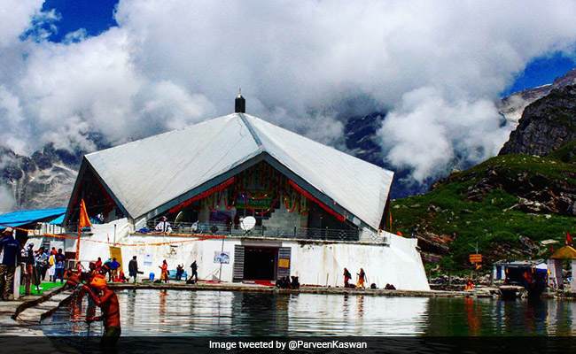 Hemkund Sahib Yatra: Travel Ban On Children, Elderly Due To Heavy Snow