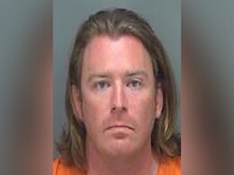 Man Spotted Carrying Speaker's Lectern In US Capitol Violence Arrested Man Spotted Carrying Speaker's Lectern In US Capitol Violence Arrested