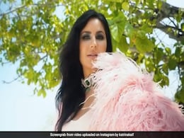 Katrina Kaif ने करवाया ग्लैमरस फोटोशूट, बीच पर यूं पोज देती आईं नजर- देखें Video Katrina Kaif ने करवाया ग्लैमरस फोटोशूट, बीच पर यूं पोज देती आईं नजर- देखें Video