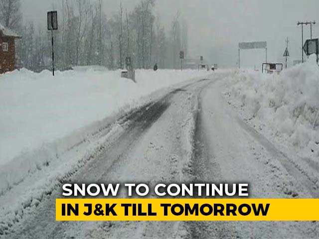 Fuel Rationing, Key Roads Blocked After Heavy Snowfall In Kashmir