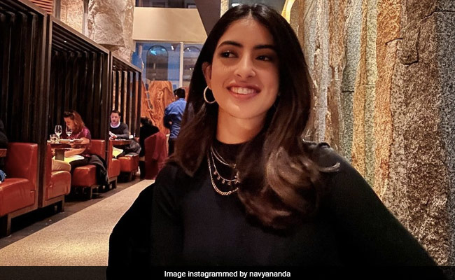 अमिताभ बच्चन की नाती नव्या ने शेयर की photos, रयूमर्ड बॉयफ्रेंड के लिए लिखा- मेरा पर्सनल फोटोग्राफर...