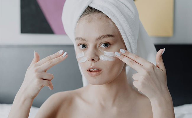Soothing Eye Creams To Say Goodbye To Dark Circles, Puffiness