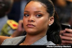 Rihanna Stops The Music For A Tweet About Farmers' Protest Rihanna Stops The Music For A Tweet About Farmers' Protest