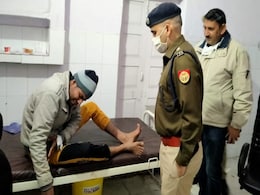 Girl Attacked With Acid In UP, Accused Arrested In 6 Hours Girl Attacked With Acid In UP, Accused Arrested In 6 Hours