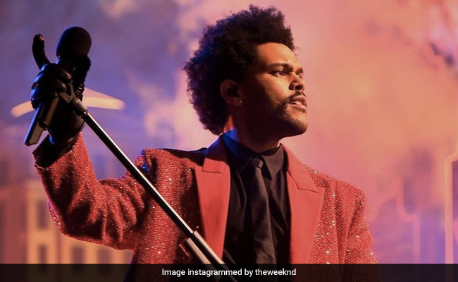 Super Bowl 2021: The Weeknd's Halftime Performance Starts Meme Fest On Twitter