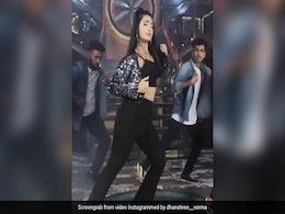 Dhanashree Verma 'अंखियों से गोली मारे' सॉन्ग पर डांस करती आईं नजर, देखें थ्रोबैक Video Dhanashree Verma 'अंखियों से गोली मारे' सॉन्ग पर डांस करती आईं नजर, देखें थ्रोबैक Video