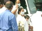 Video : Mamata Banerjee Visits Nephew's Home Ahead Of CBI Questioning His Wife
