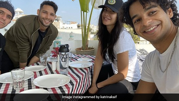 Katrina, Siddhant Take Turns To Pose With Ishaan's Coffee In Udaipur